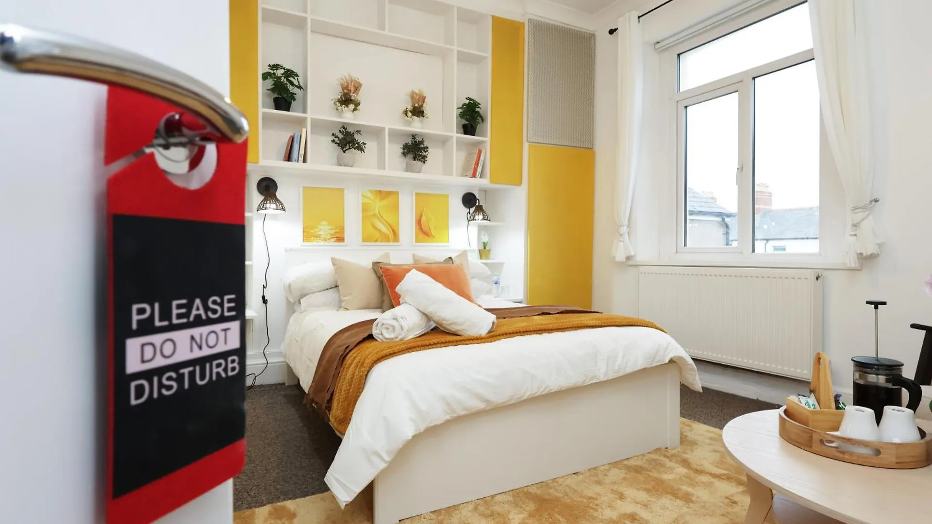 Cardiff City Guesthouse, Central Rooms, Fast Wi-Fi, On-Street Parking
